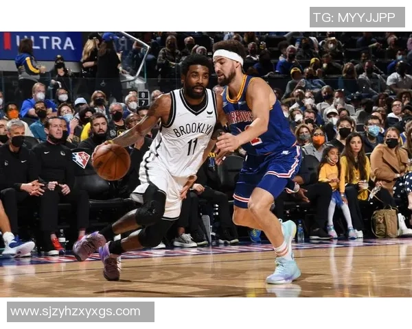 篮网对阵黄蜂比赛中欧文的得分表现分析与精彩瞬间回顾