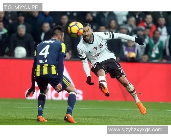 迪巴拉的足球之路：从天才少年到世界级巨星的蜕变与挑战